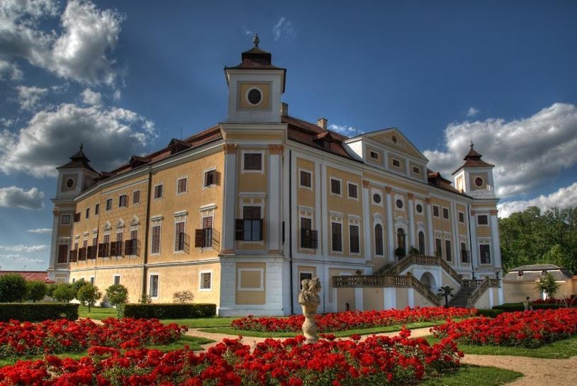 Apartman Cafe U Kordulky Ratiskovice Bagian luar foto